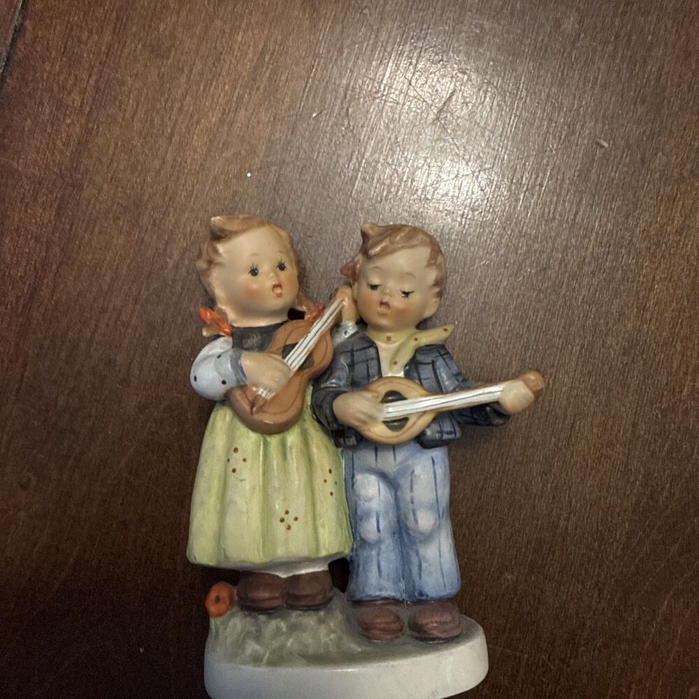 Goebel Hummel "Happy Days" figurine, number 150